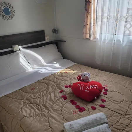 Rosa Apartment *