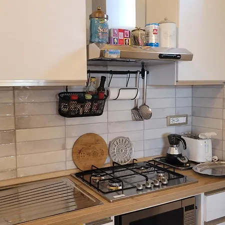 Rosa Apartman SantʼElia